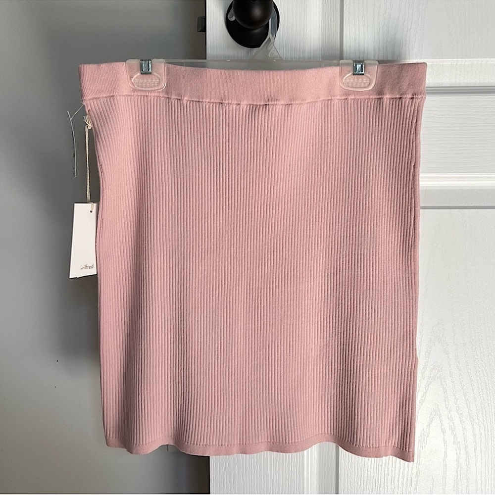 Aritzia Wilfred Soft Pink Ribbed Knit Mini Skirt